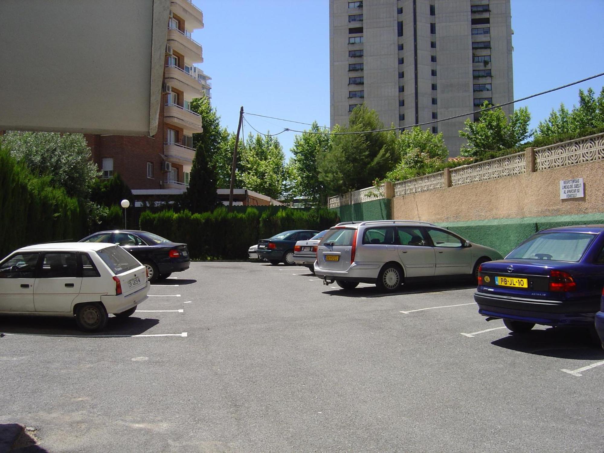 Apartamentos Torre Gerona Бенидорм Екстериор снимка